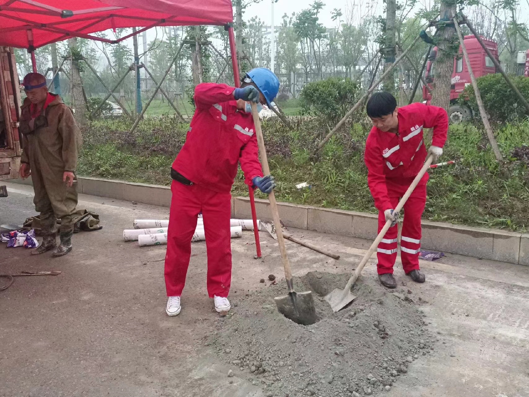 凉山管道疏通哪家好】及时进行市政管道清淤